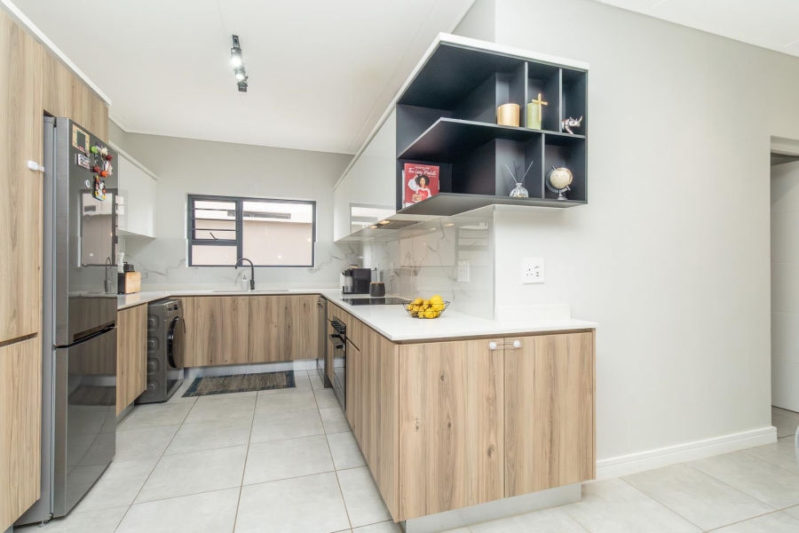 3 Bedroom Property for Sale in Waterfall Gauteng
