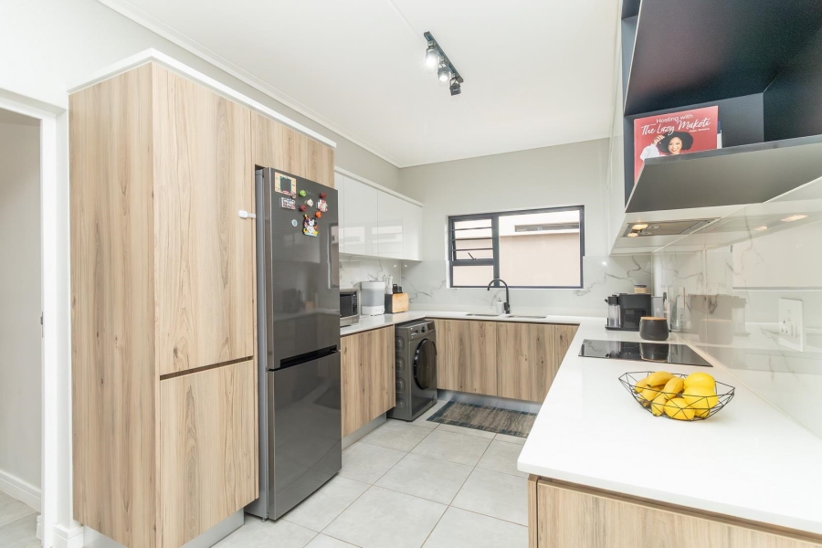3 Bedroom Property for Sale in Waterfall Gauteng