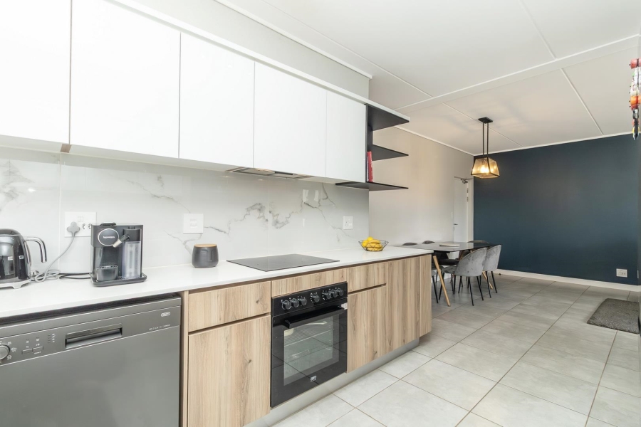 3 Bedroom Property for Sale in Waterfall Gauteng
