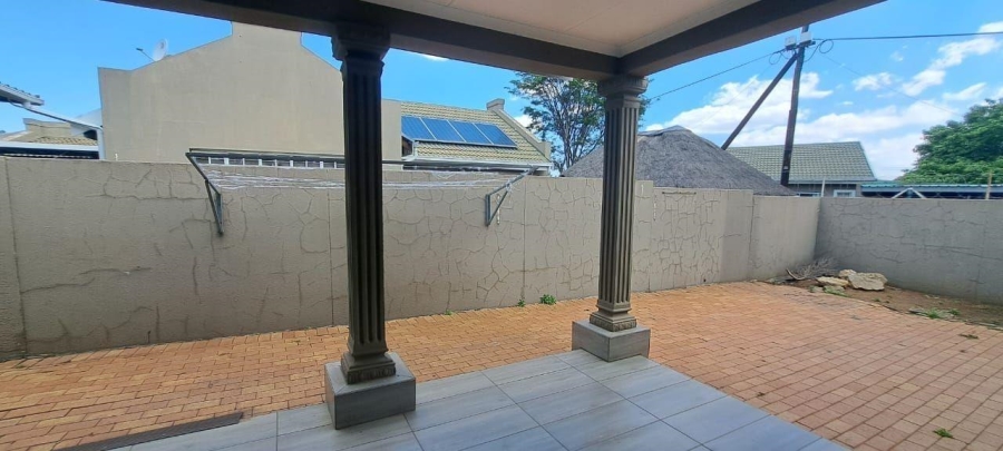 To Let 3 Bedroom Property for Rent in Verwoerdpark Gauteng