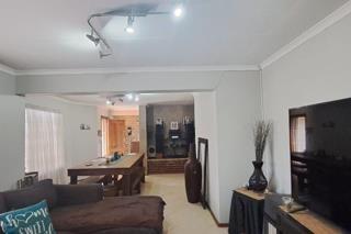 To Let 3 Bedroom Property for Rent in Verwoerdpark Gauteng
