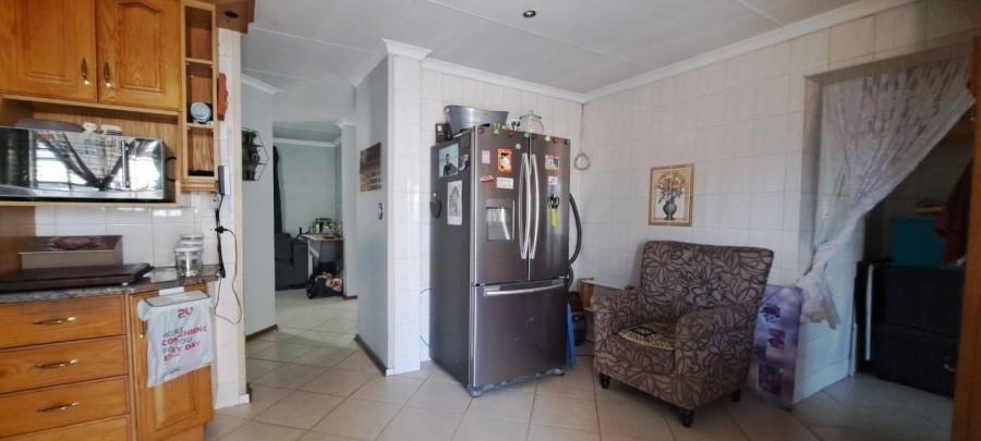 To Let 3 Bedroom Property for Rent in Verwoerdpark Gauteng
