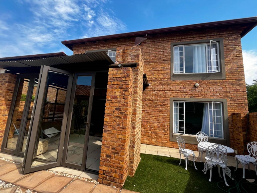 3 Bedroom Property for Sale in Six Fountains Residential Estate Gauteng