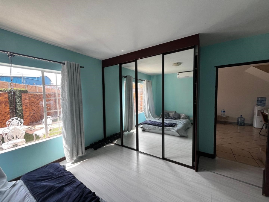 3 Bedroom Property for Sale in Six Fountains Residential Estate Gauteng
