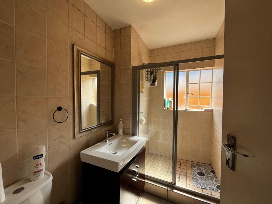 3 Bedroom Property for Sale in Six Fountains Residential Estate Gauteng