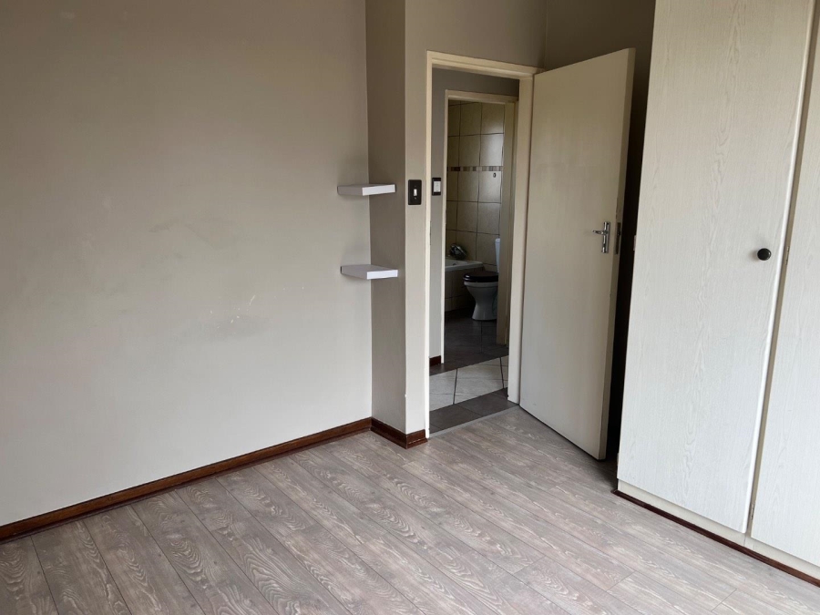 2 Bedroom Property for Sale in Moreleta Park Gauteng