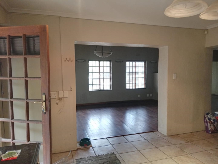 4 Bedroom Property for Sale in Carlswald Gauteng