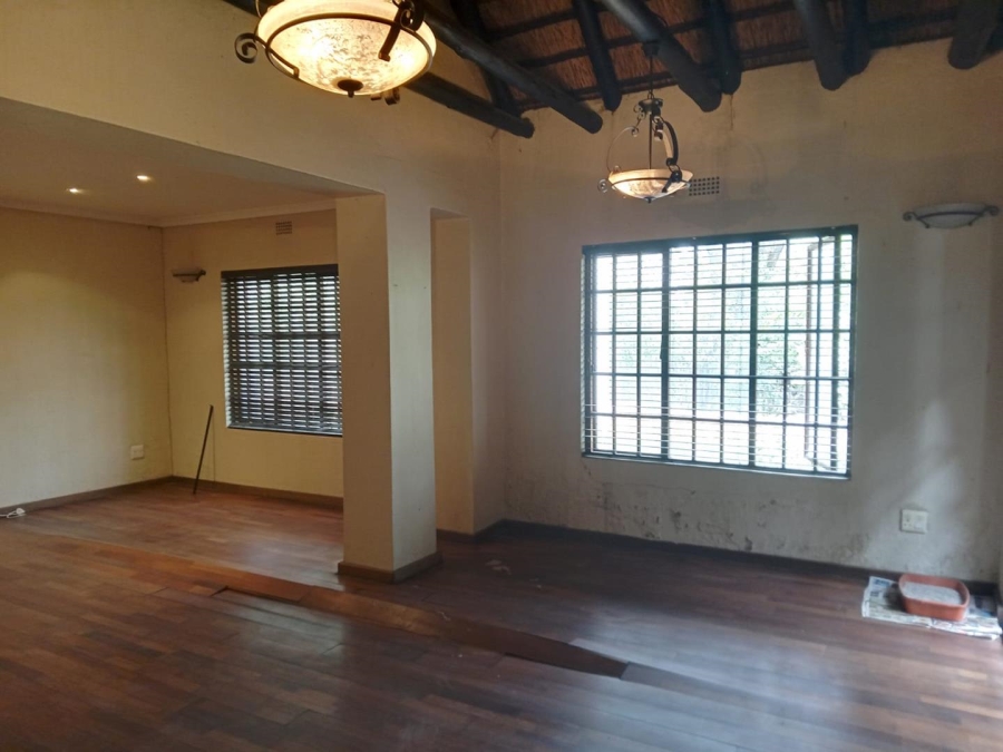 4 Bedroom Property for Sale in Carlswald Gauteng