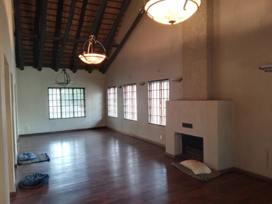 4 Bedroom Property for Sale in Carlswald Gauteng