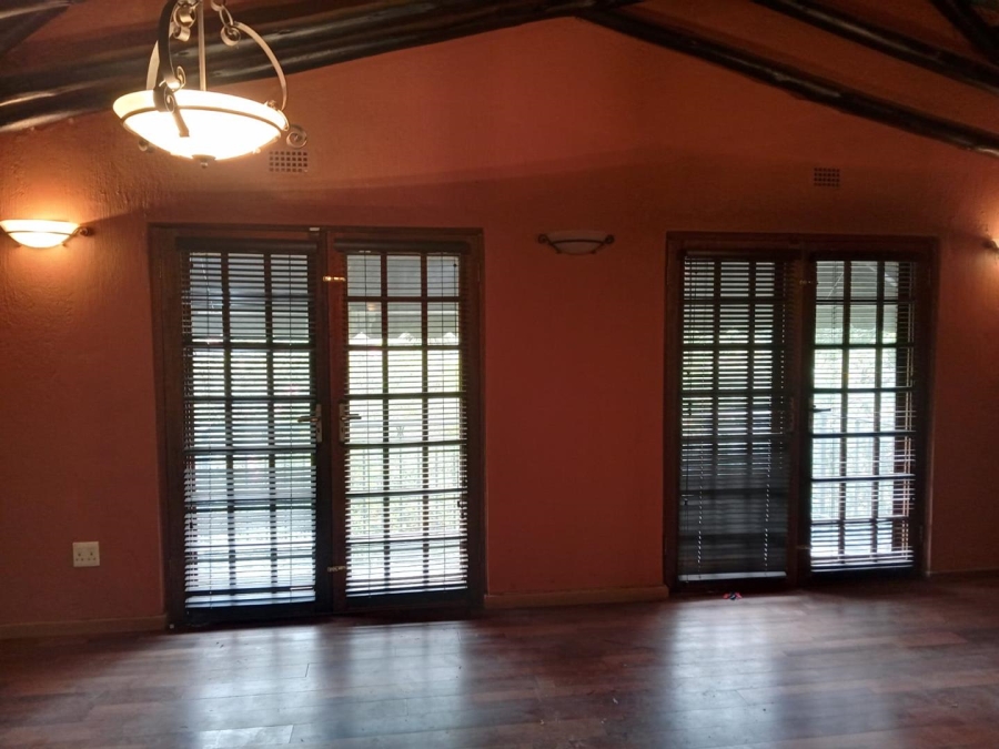 4 Bedroom Property for Sale in Carlswald Gauteng