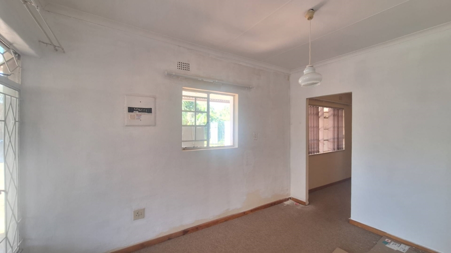 To Let 1 Bedroom Property for Rent in Discovery Gauteng