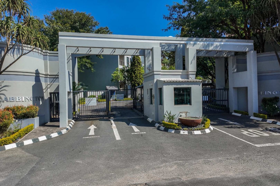 2 Bedroom Property for Sale in Magaliessig Gauteng