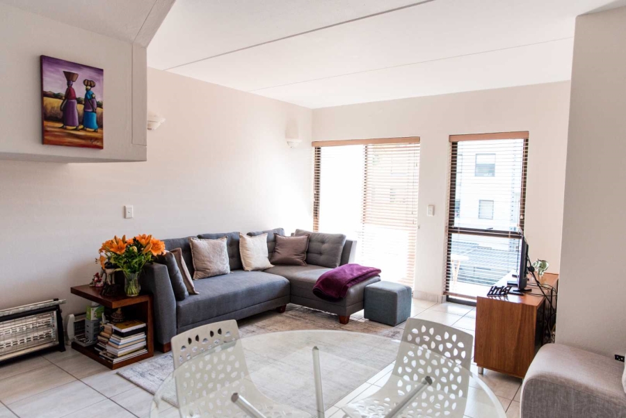 2 Bedroom Property for Sale in Magaliessig Gauteng