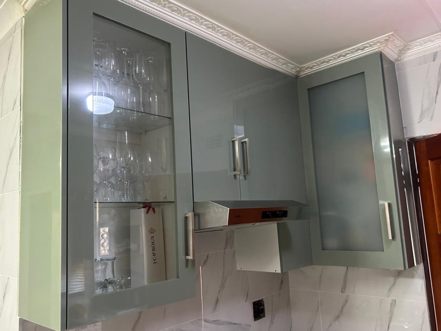 2 Bedroom Property for Sale in Clayville Gauteng