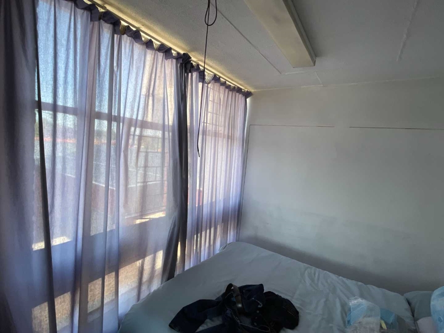 2 Bedroom Property for Sale in Silverton Gauteng
