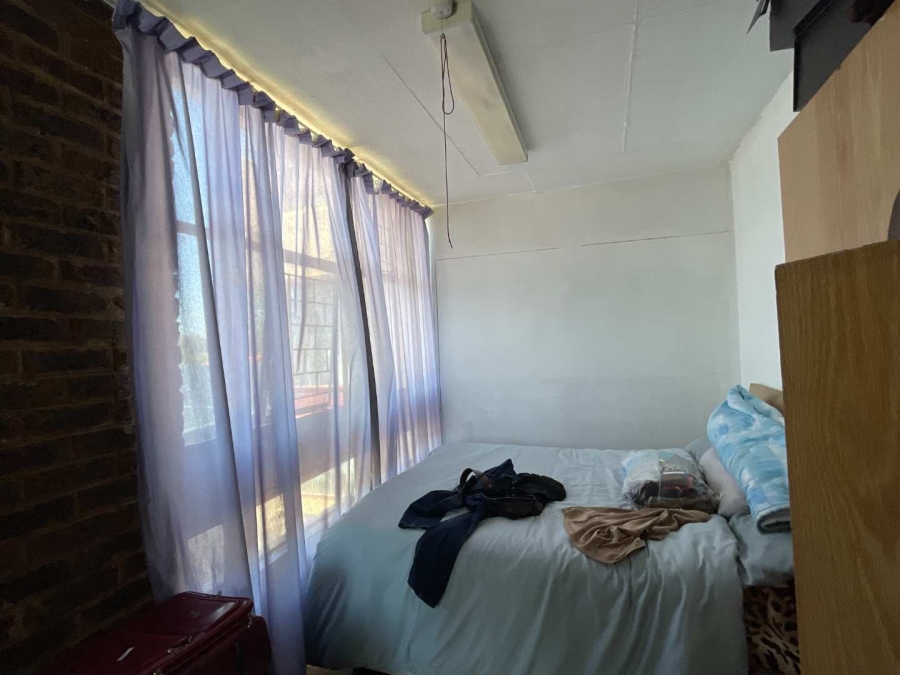 2 Bedroom Property for Sale in Silverton Gauteng