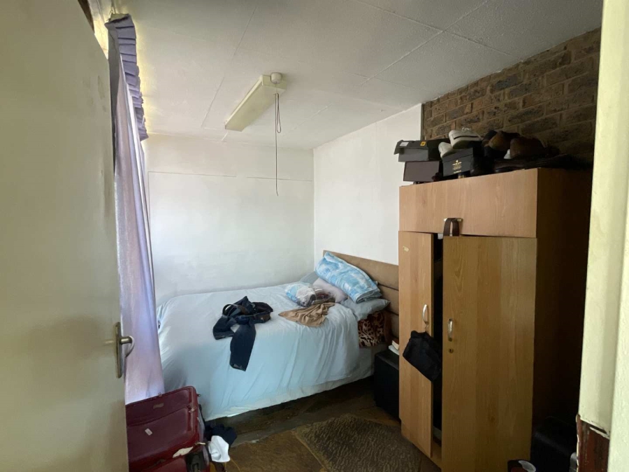 2 Bedroom Property for Sale in Silverton Gauteng