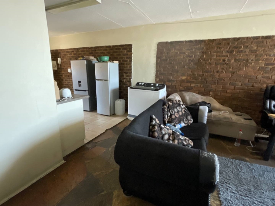 2 Bedroom Property for Sale in Silverton Gauteng