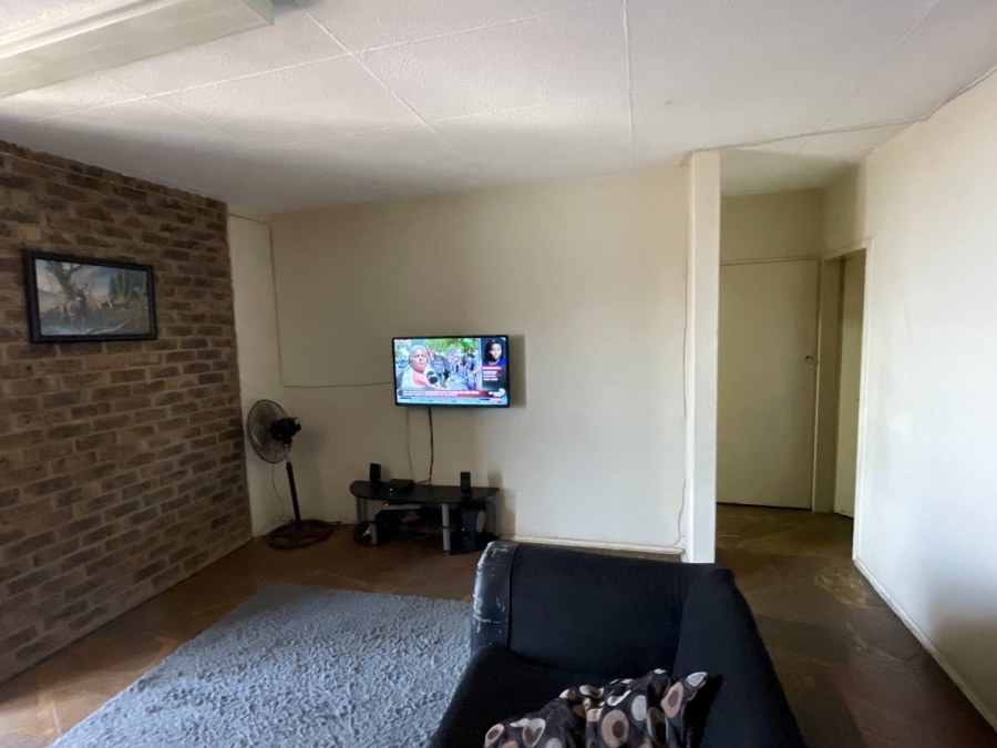 2 Bedroom Property for Sale in Silverton Gauteng