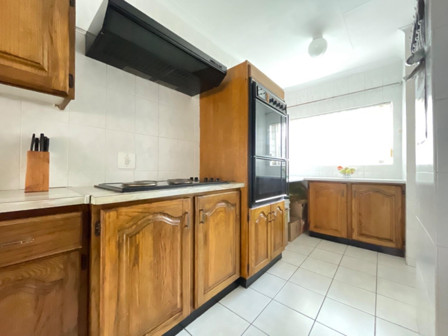 3 Bedroom Property for Sale in Birchleigh North Gauteng