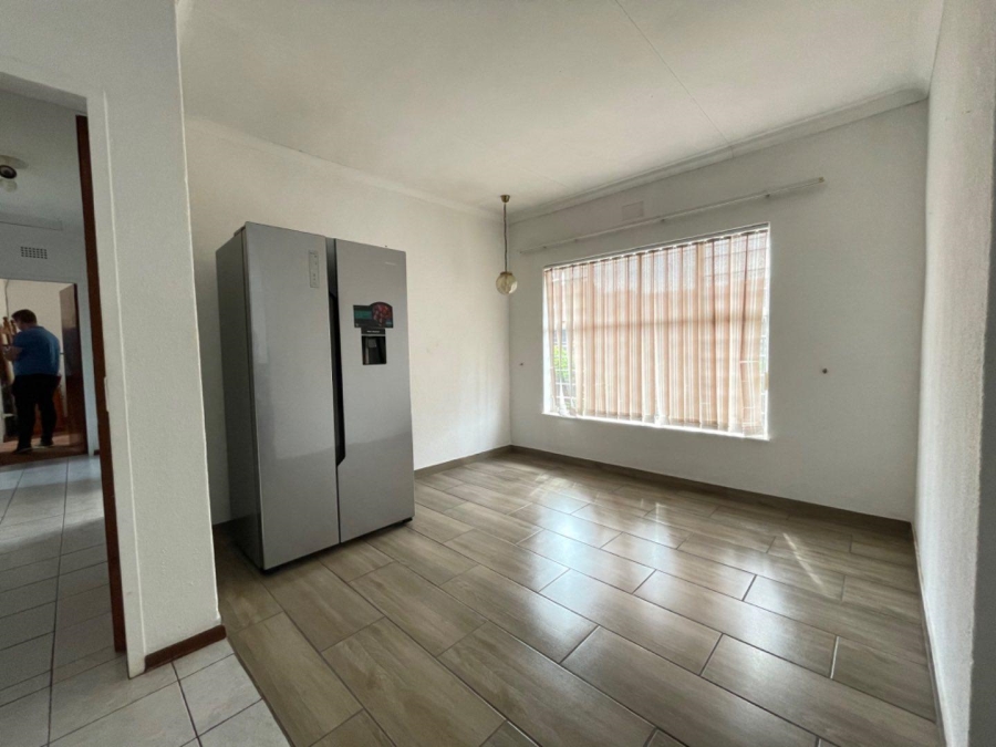 3 Bedroom Property for Sale in Birchleigh North Gauteng