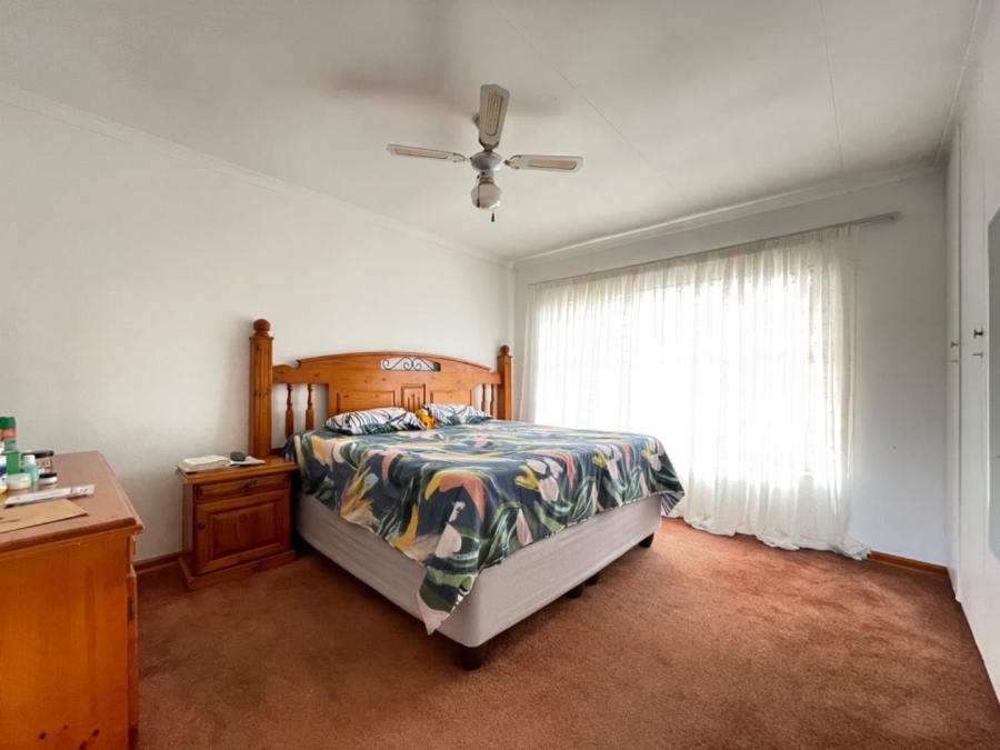 3 Bedroom Property for Sale in Birchleigh North Gauteng
