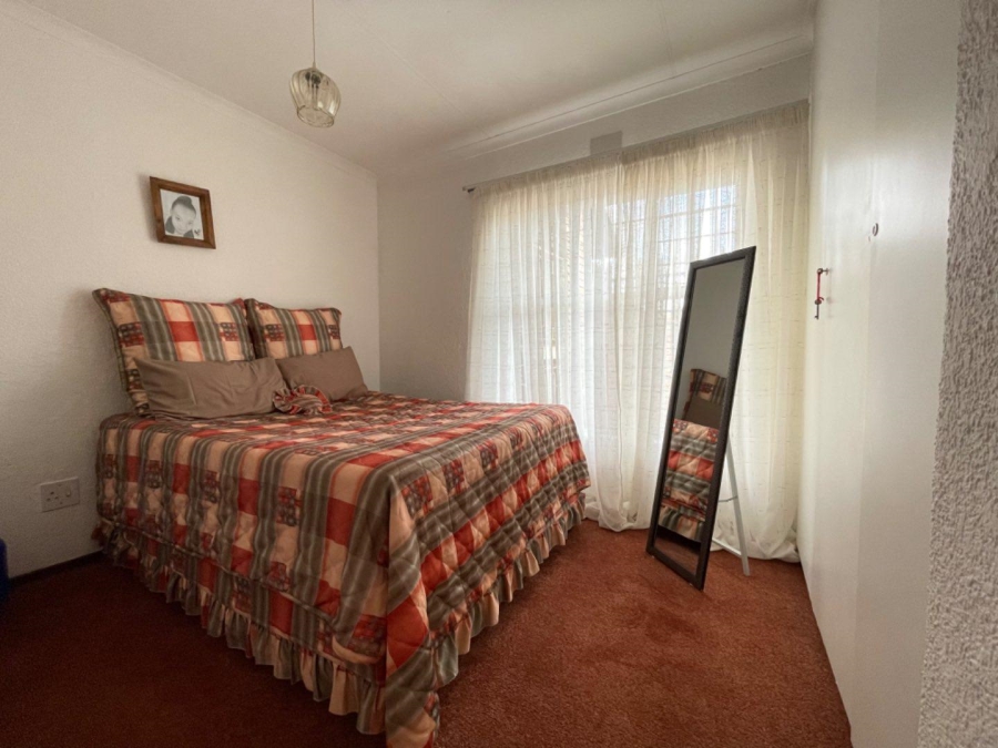 3 Bedroom Property for Sale in Birchleigh North Gauteng