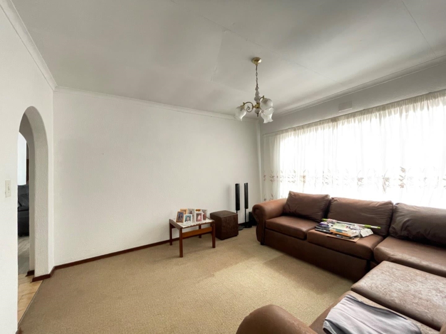 3 Bedroom Property for Sale in Birchleigh North Gauteng