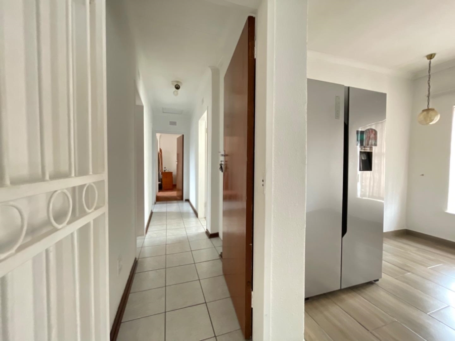 3 Bedroom Property for Sale in Birchleigh North Gauteng