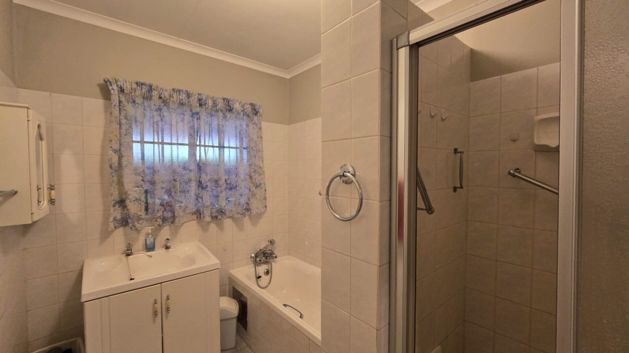 2 Bedroom Property for Sale in Montana Park Gauteng