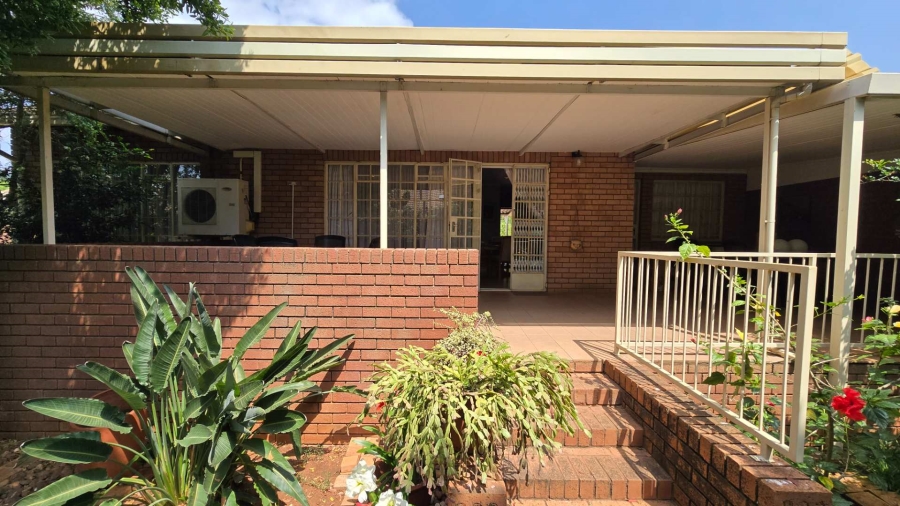 2 Bedroom Property for Sale in Montana Park Gauteng