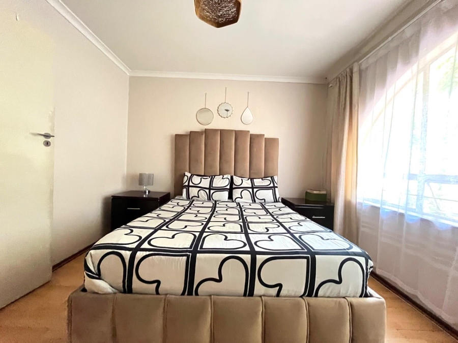 2 Bedroom Property for Sale in Rembrandt Park Gauteng