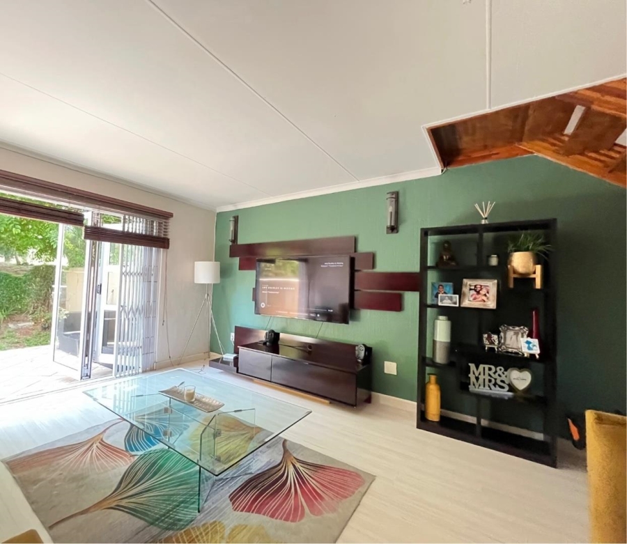 2 Bedroom Property for Sale in Rembrandt Park Gauteng