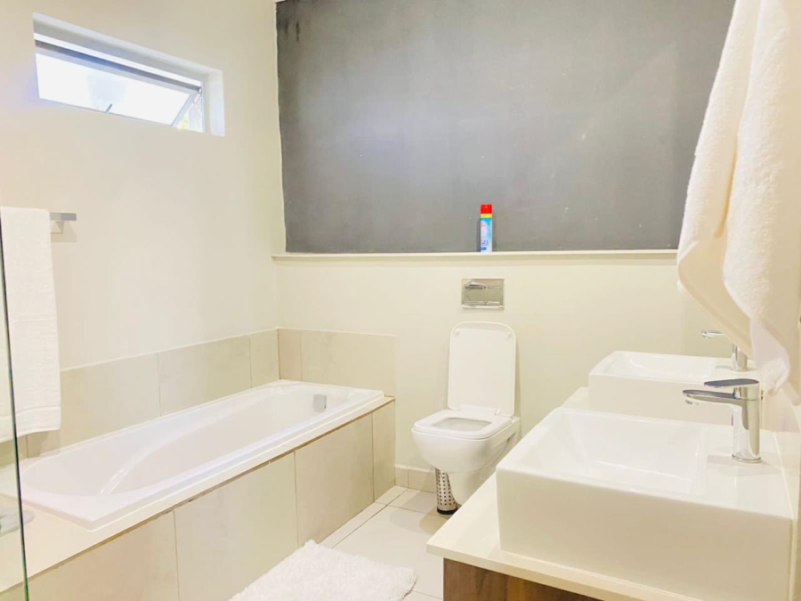 2 Bedroom Property for Sale in Sandown Gauteng