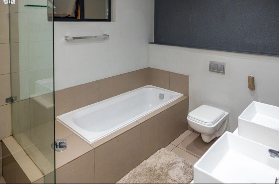 2 Bedroom Property for Sale in Morningside Gauteng