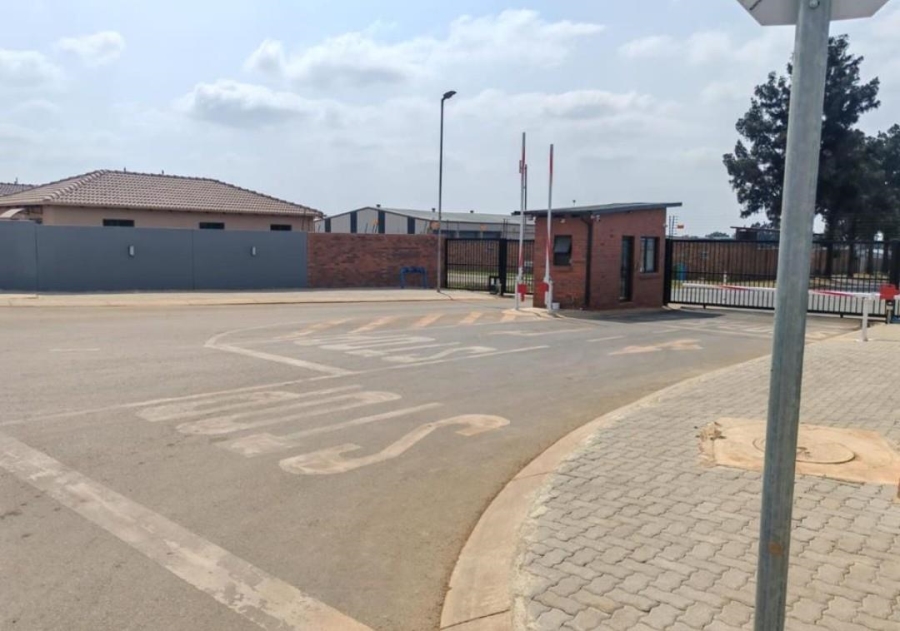 3 Bedroom Property for Sale in Albertsdal Gauteng