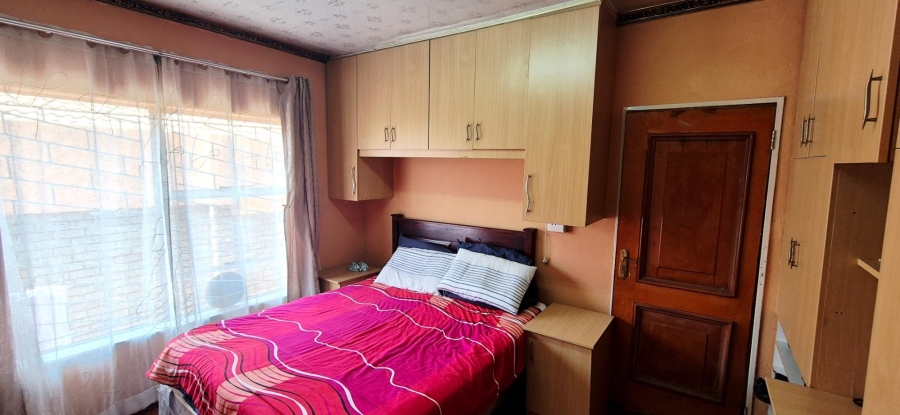 4 Bedroom Property for Sale in Lenasia South Gauteng