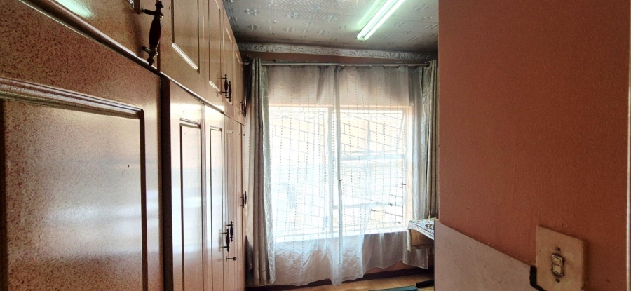 4 Bedroom Property for Sale in Lenasia South Gauteng