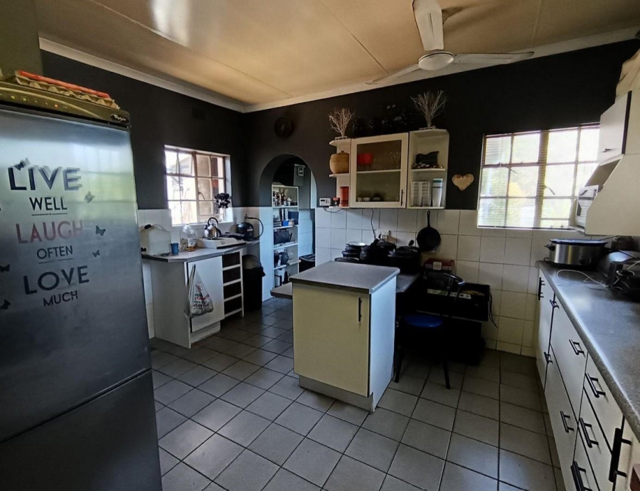 3 Bedroom Property for Sale in Brackendowns Gauteng