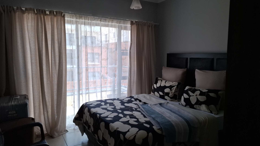1 Bedroom Property for Sale in Oakdene Gauteng