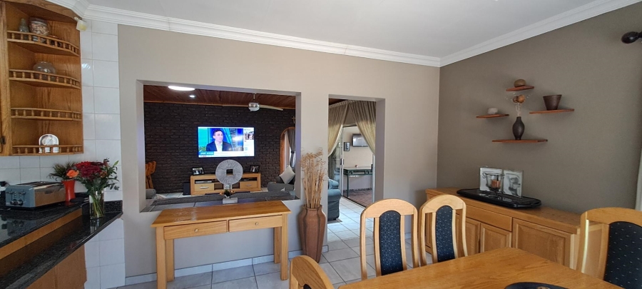 3 Bedroom Property for Sale in Brackenhurst Gauteng