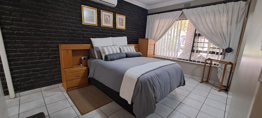 3 Bedroom Property for Sale in Brackenhurst Gauteng