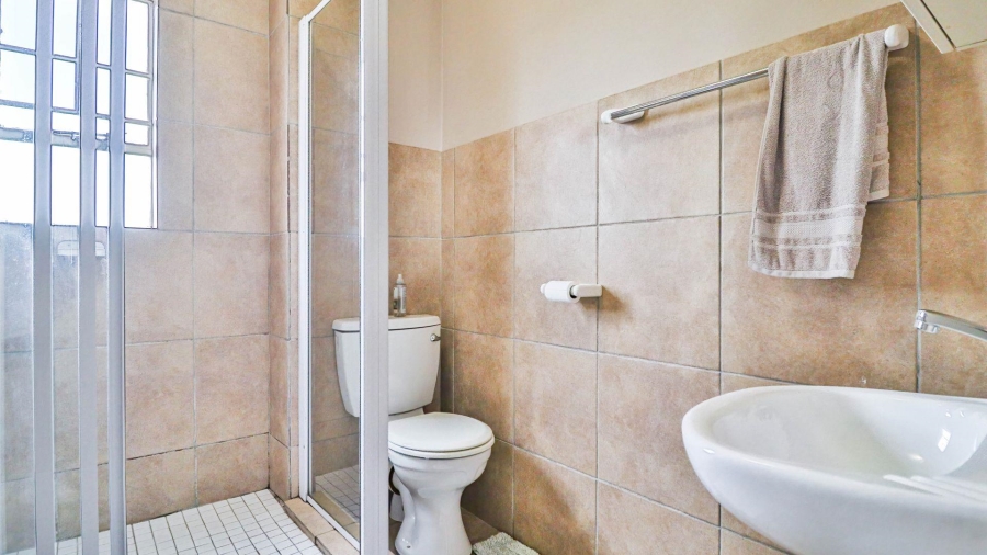 2 Bedroom Property for Sale in Montana Gauteng