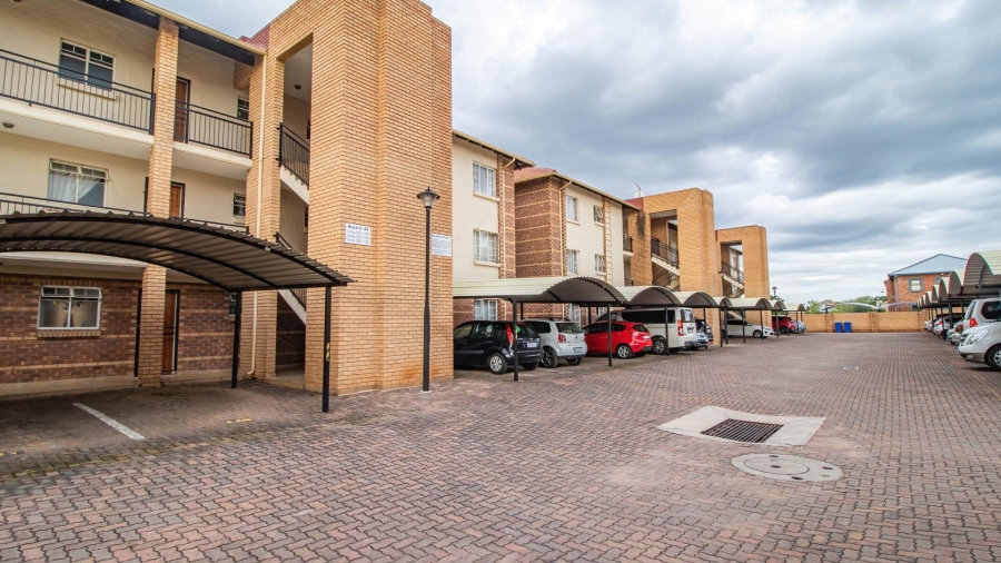 2 Bedroom Property for Sale in Montana Gauteng