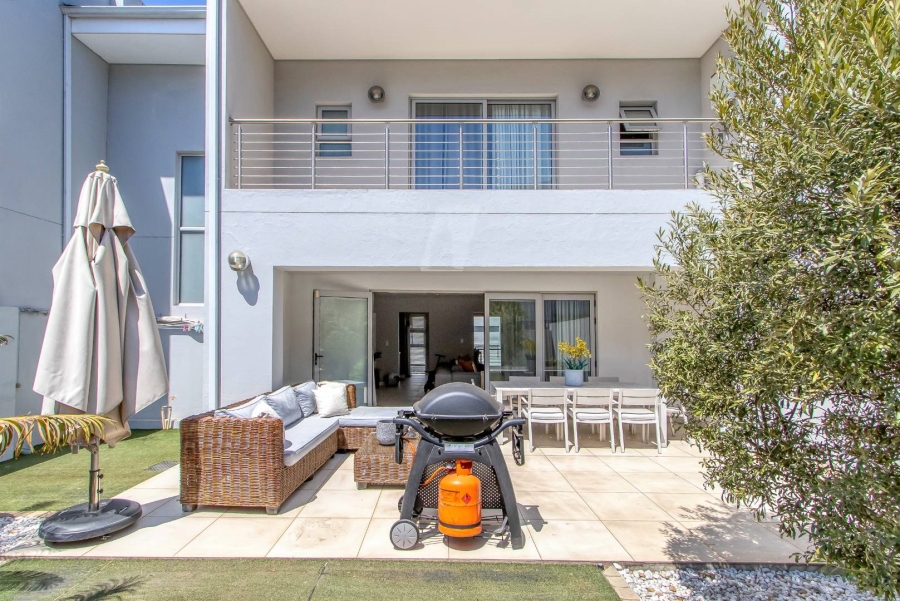 To Let 3 Bedroom Property for Rent in Bryanston Gauteng