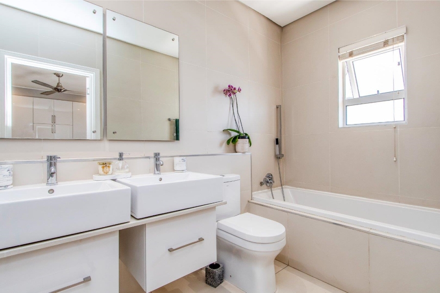 To Let 3 Bedroom Property for Rent in Bryanston Gauteng