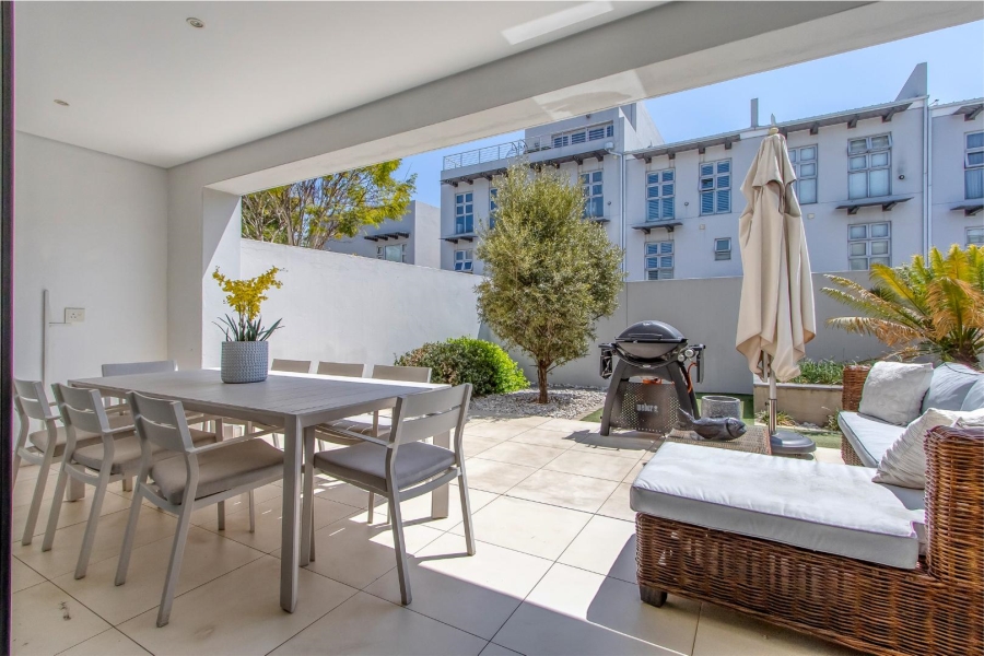 To Let 3 Bedroom Property for Rent in Bryanston Gauteng