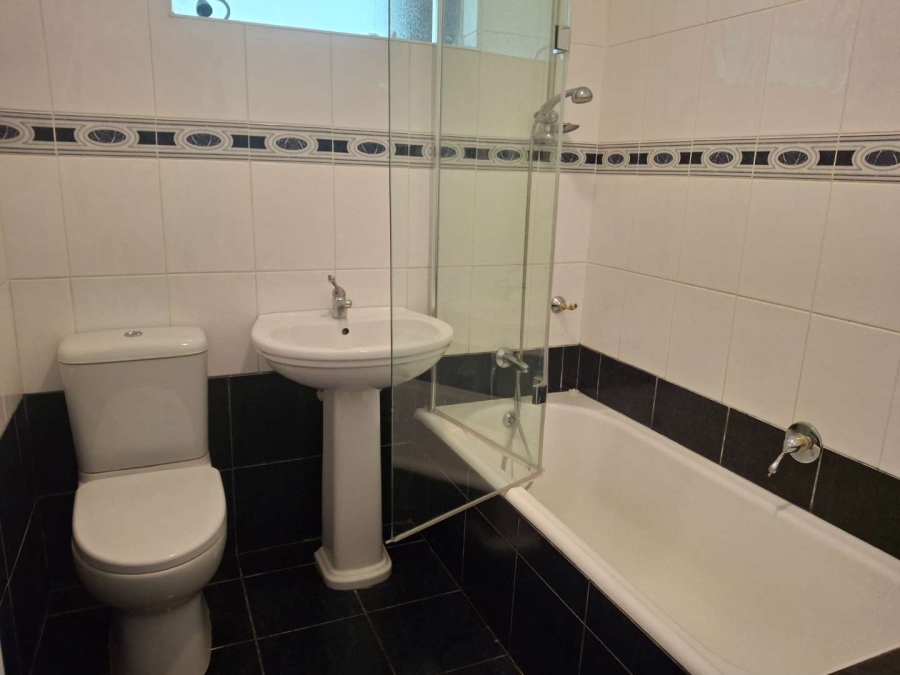 To Let 3 Bedroom Property for Rent in Morningside Gauteng