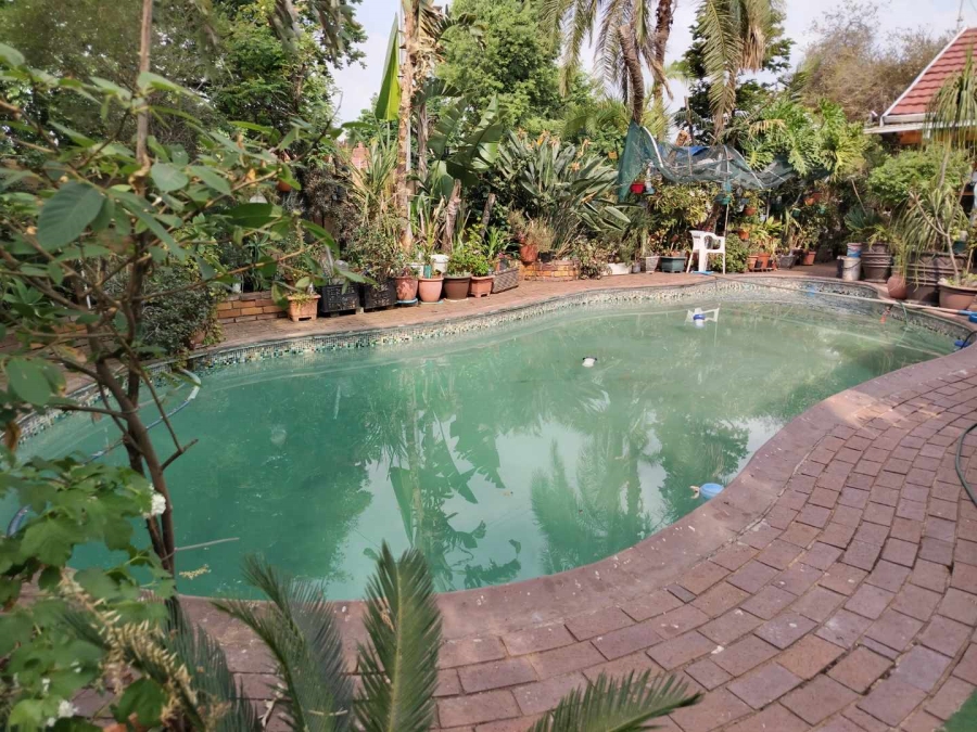 4 Bedroom Property for Sale in Wychwood Gauteng