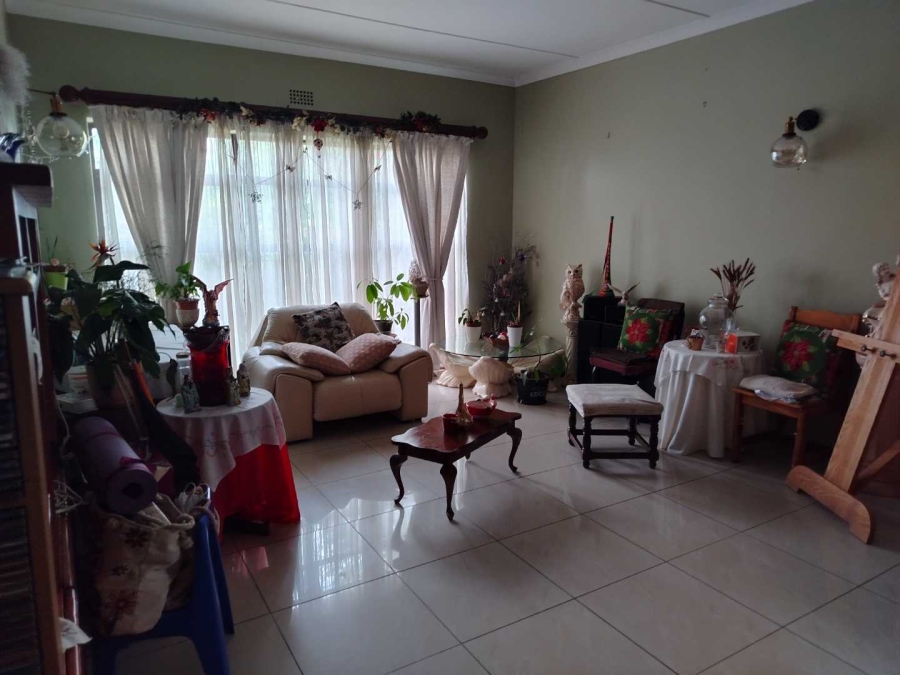 4 Bedroom Property for Sale in Wychwood Gauteng